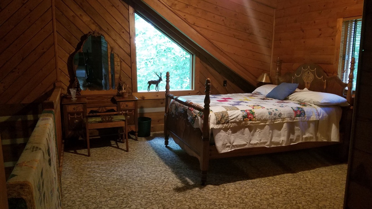 Photo of Bedroom in Smith River