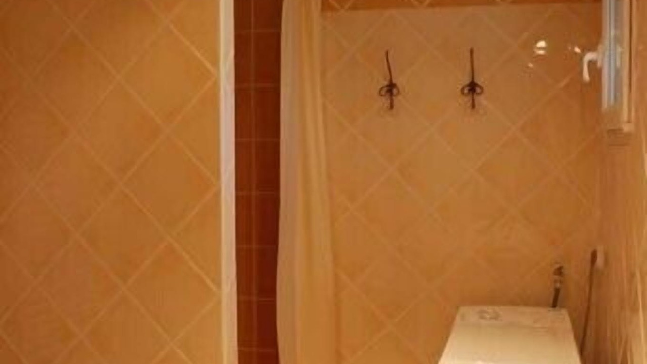 Photo of Bathroom in Les Mages