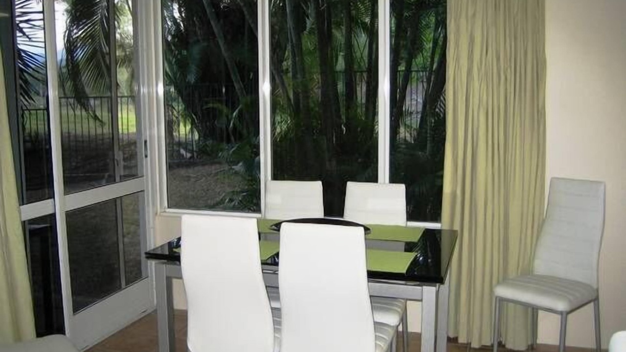 Photo of Others in Palm Cove