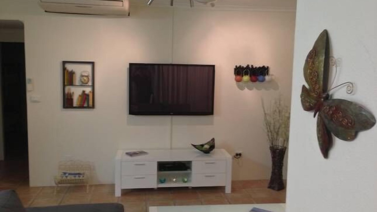 Photo of Livingroom in Palm Cove