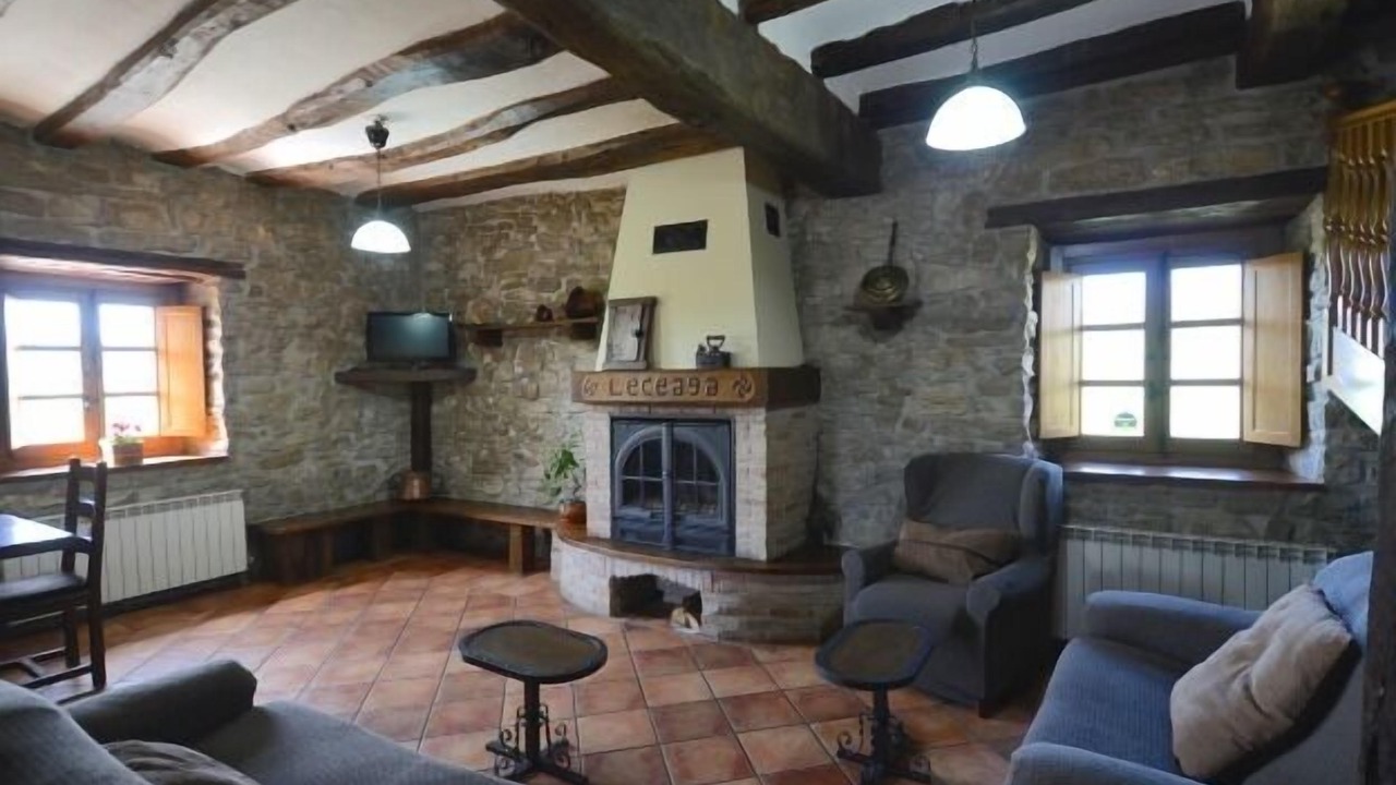 Photo of Livingroom in Goni