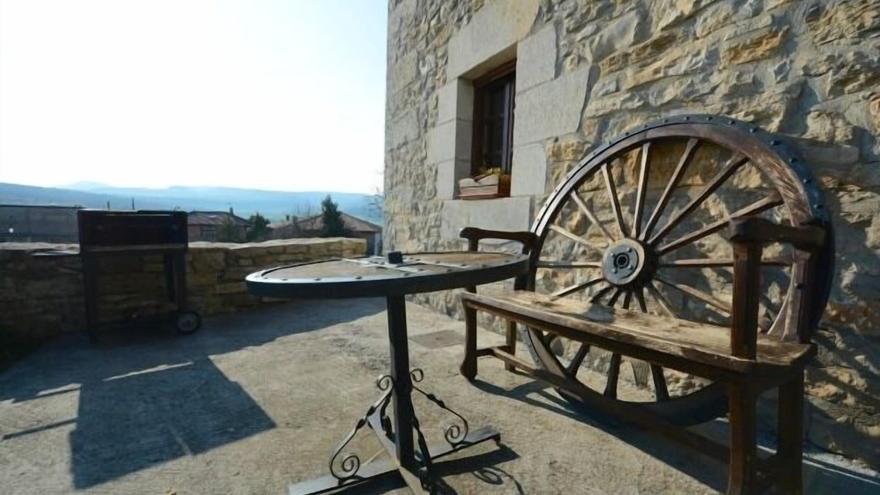 Photo of Patio Balcony in Goni