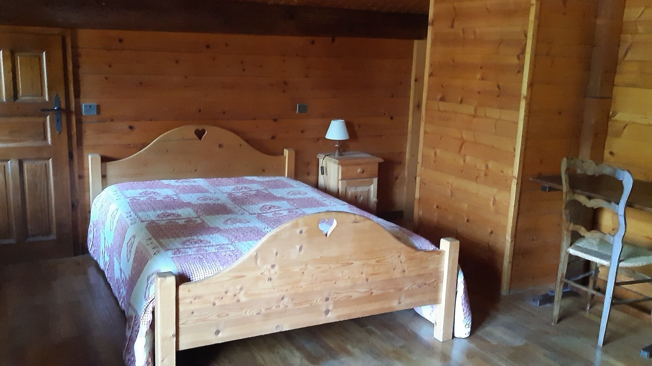 Photo of Bedroom in Les Clefs