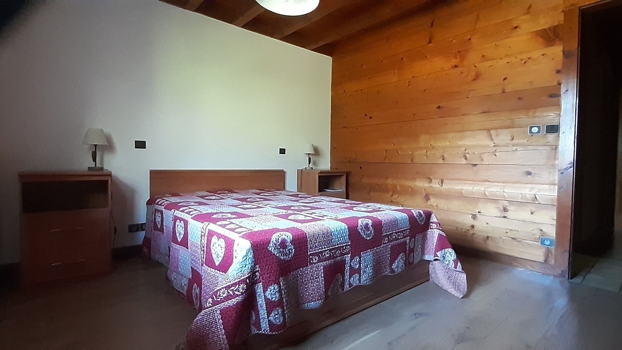 Photo of Bedroom in Les Clefs