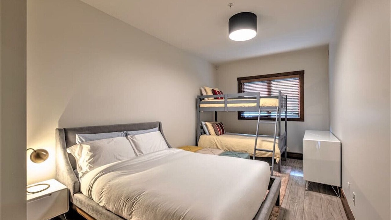 Photo of Others in Versant Soleil