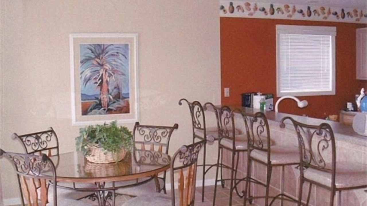 Photo of Bedroom in Village of Four Seasons