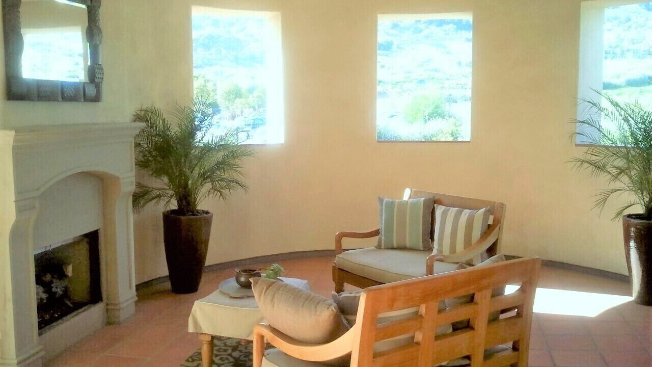 Photo of Livingroom in Rancho Palos Verdes