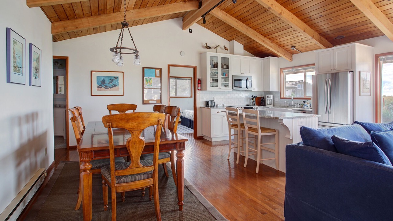 Photo of Bedroom in Manzanita