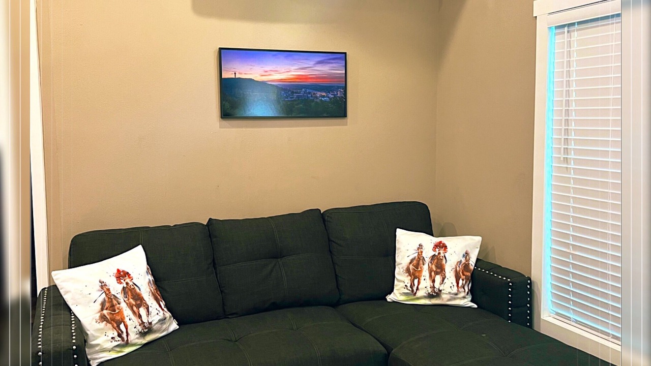 Photo of Livingroom in Mid America