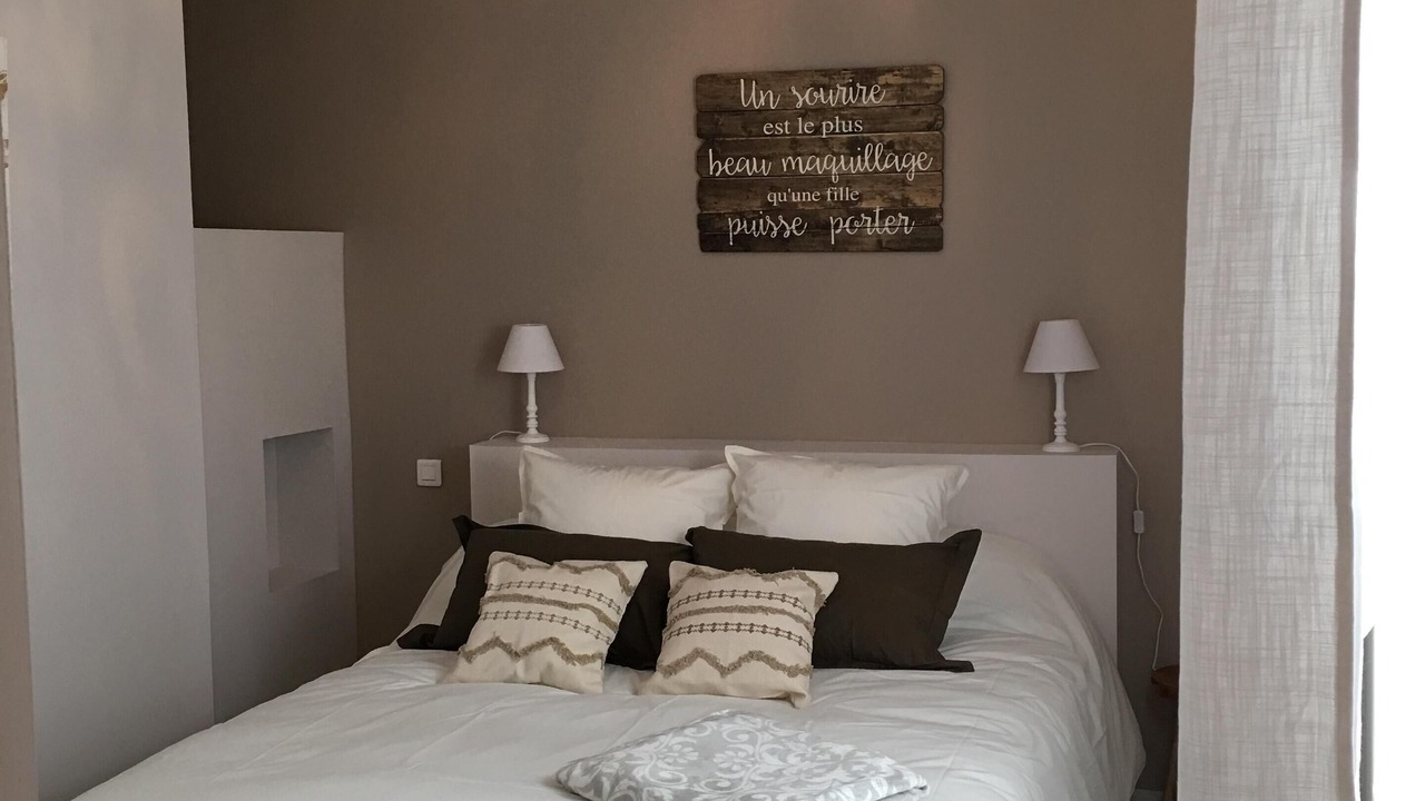 Photo of Bedroom in Bourran