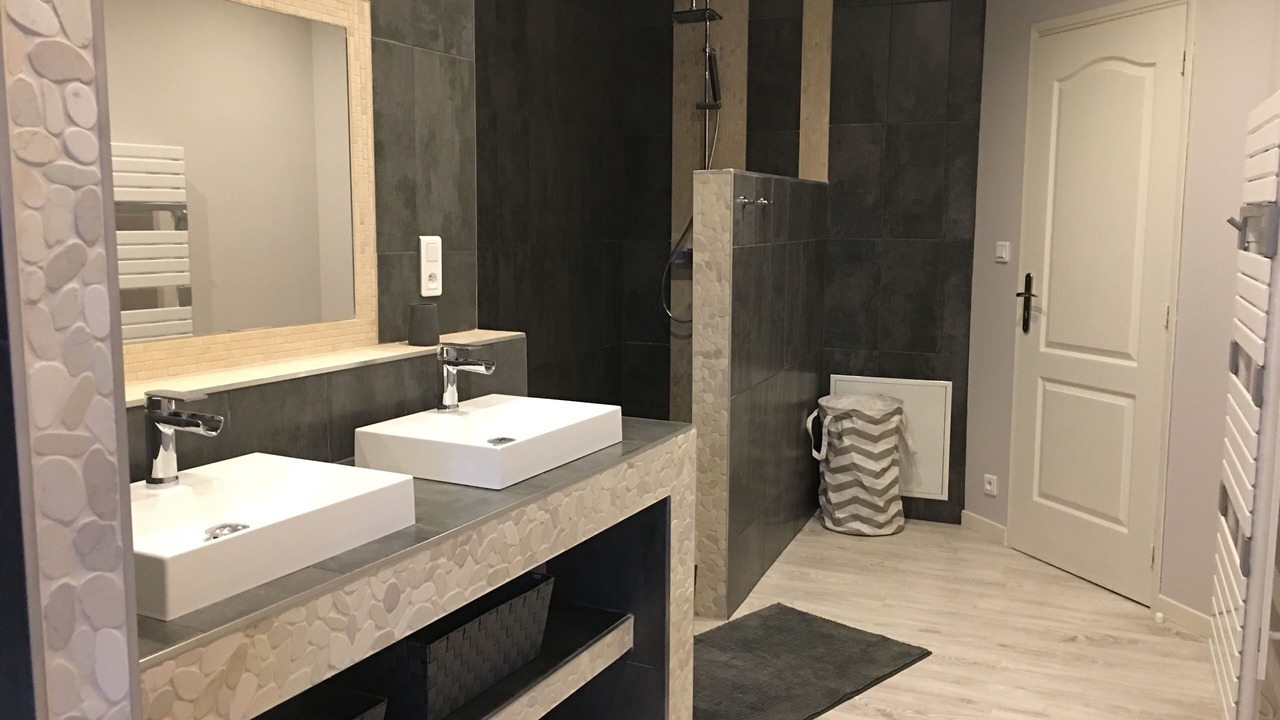 Photo of Bathroom in Bourran