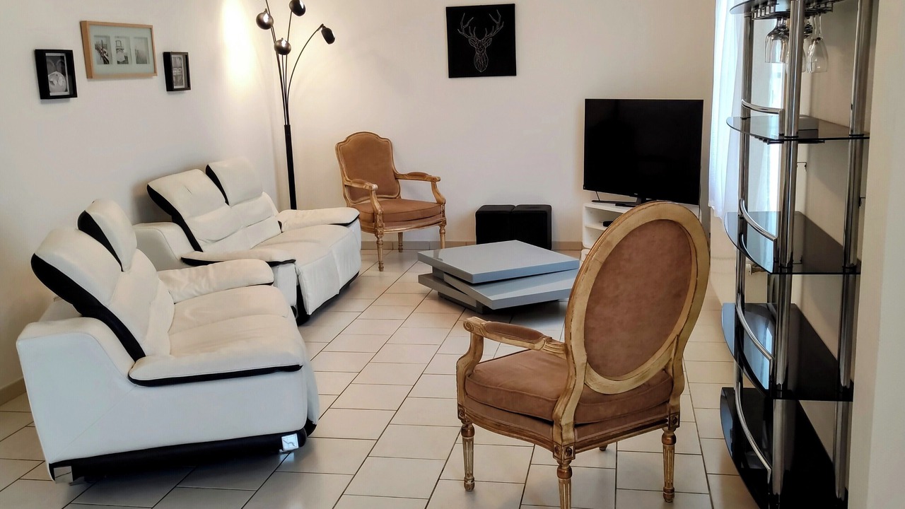 Photo of Others in Mer