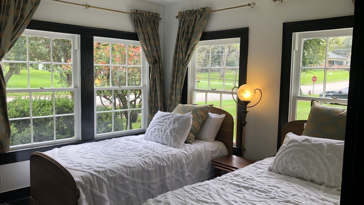 Photo of Bedroom in Caldwell