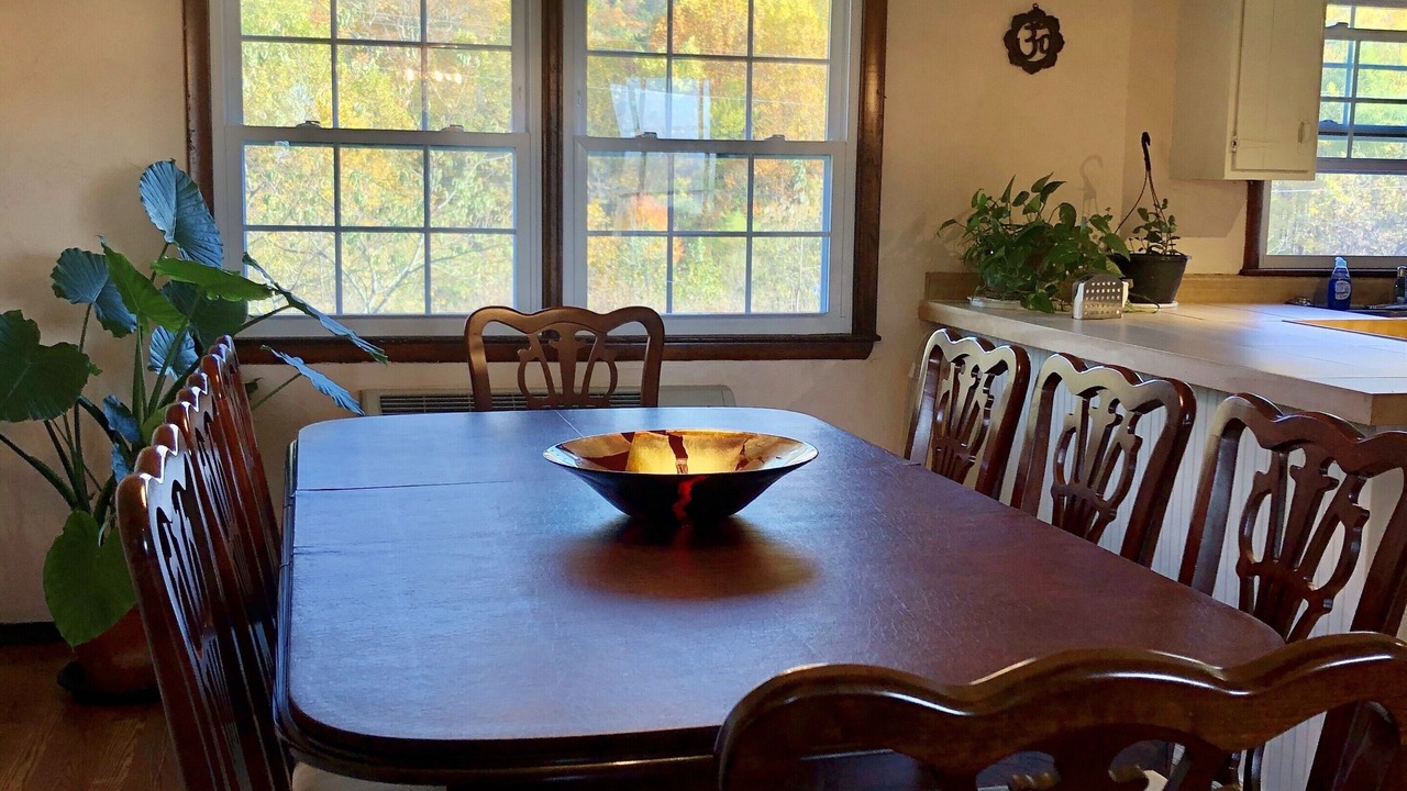 Photo of Livingroom in Bakerton