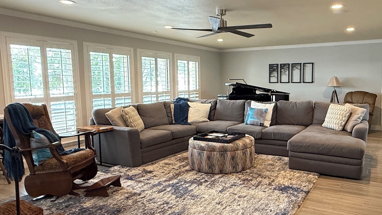 Photo of Livingroom in Granbury