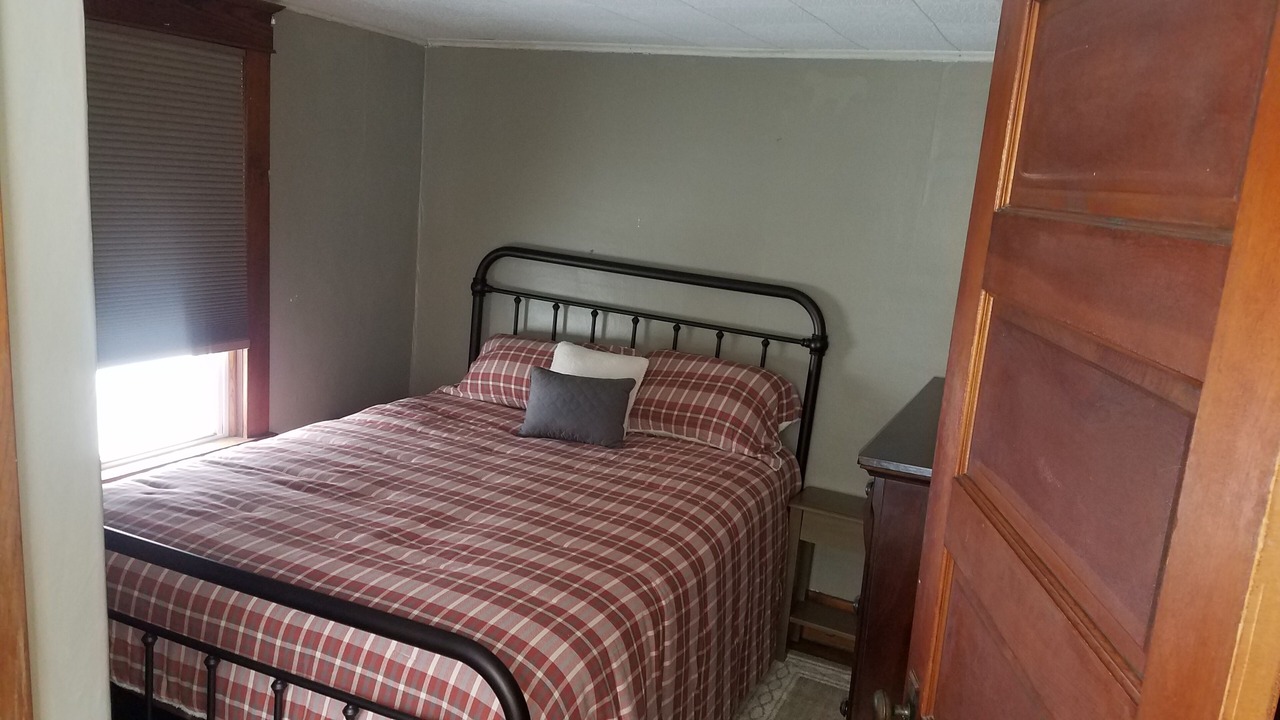Photo of Bedroom in Falconer