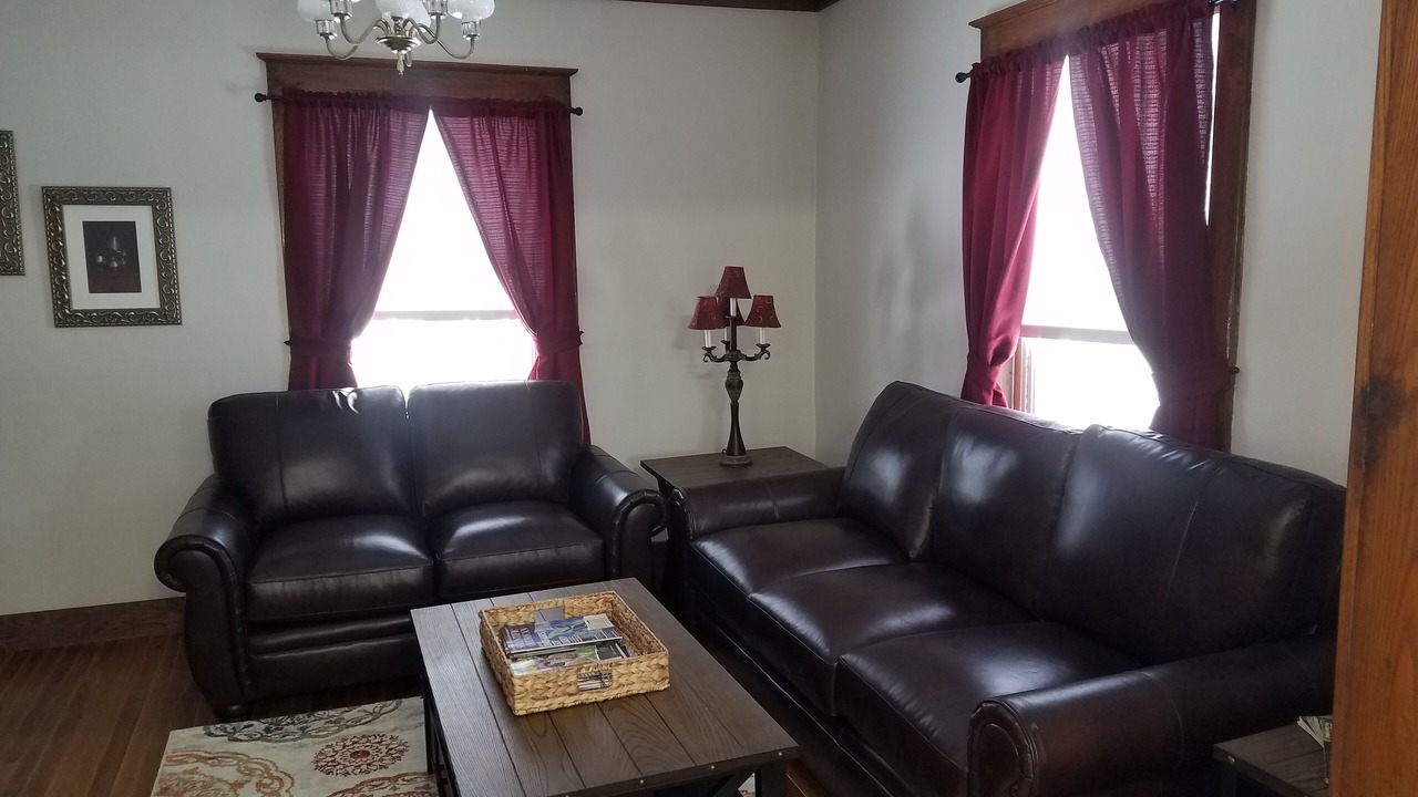 Photo of Livingroom in Falconer