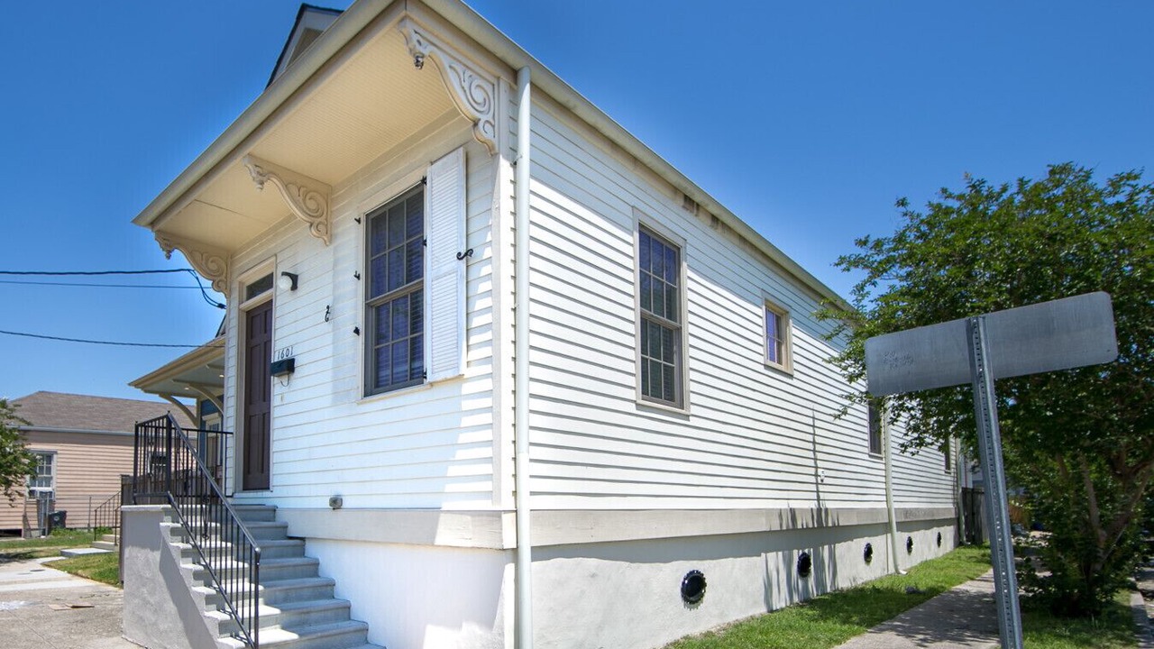 Photo of Outdoor in Treme