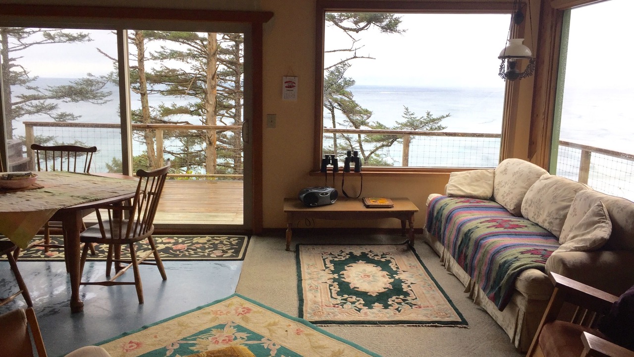 Photo of Bedroom in Arch Cape