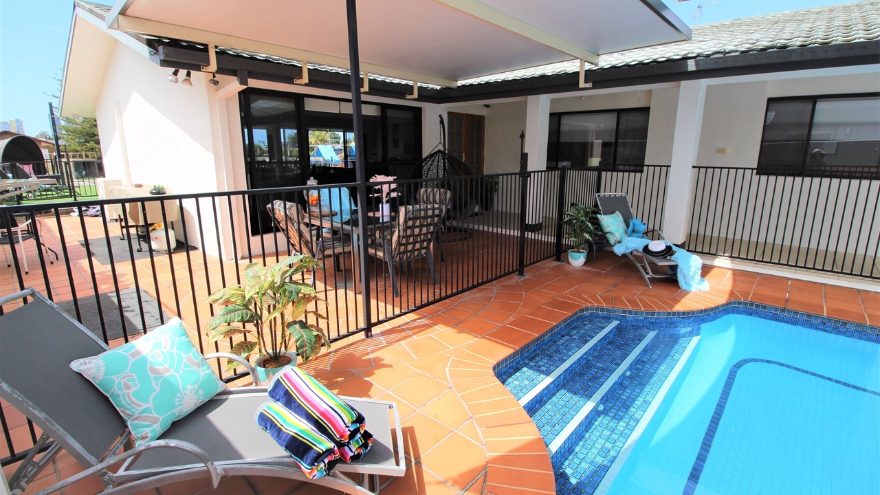 Photo of Outdoor in Broadbeach Waters