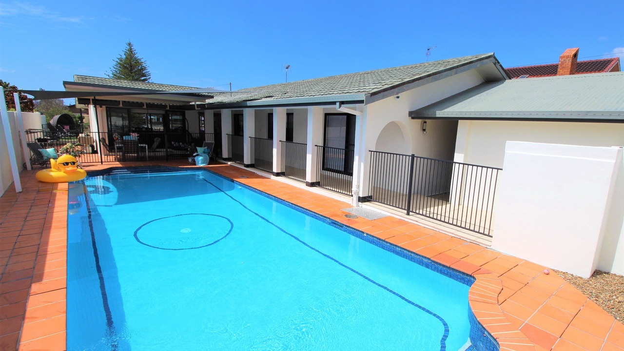 Photo of Outdoor in Broadbeach Waters