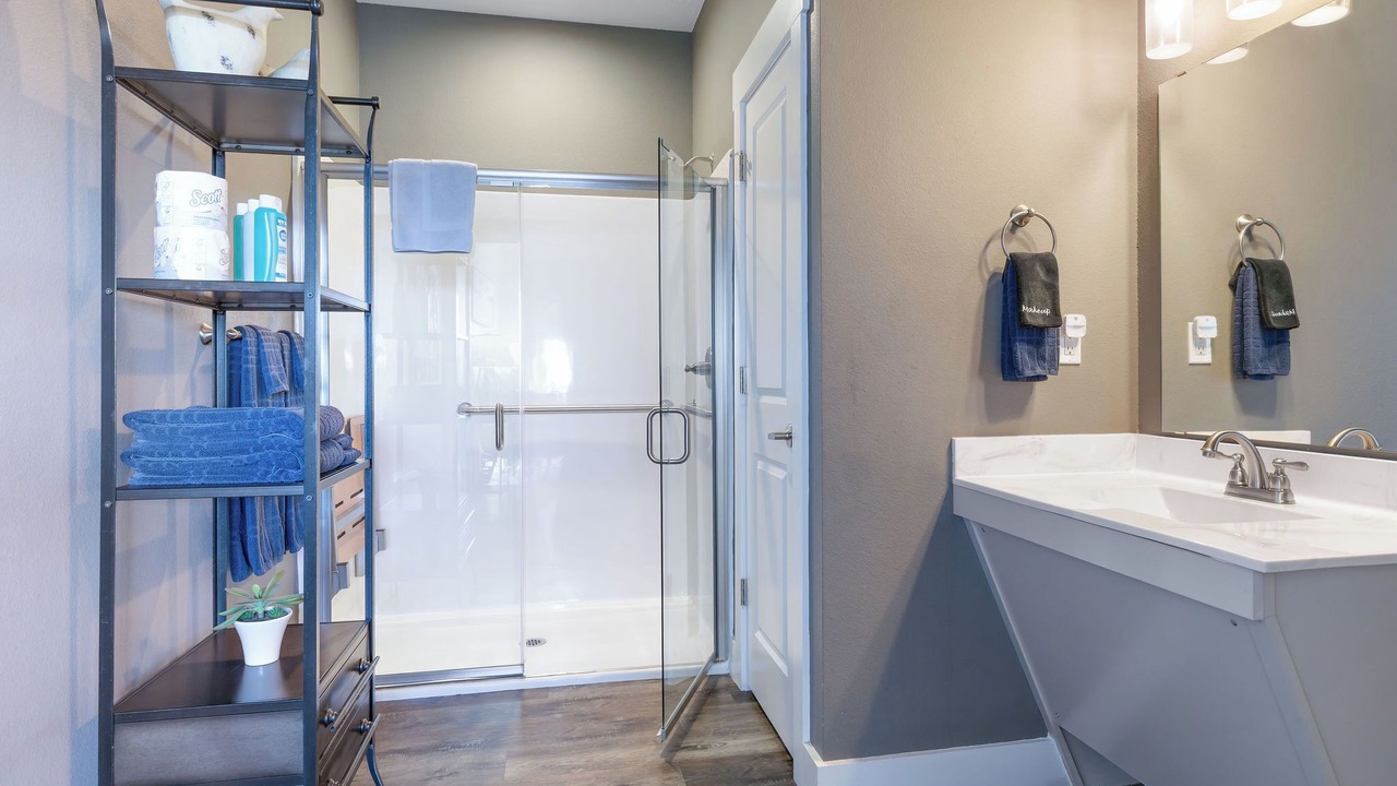 Photo of Bathroom in Table Rock