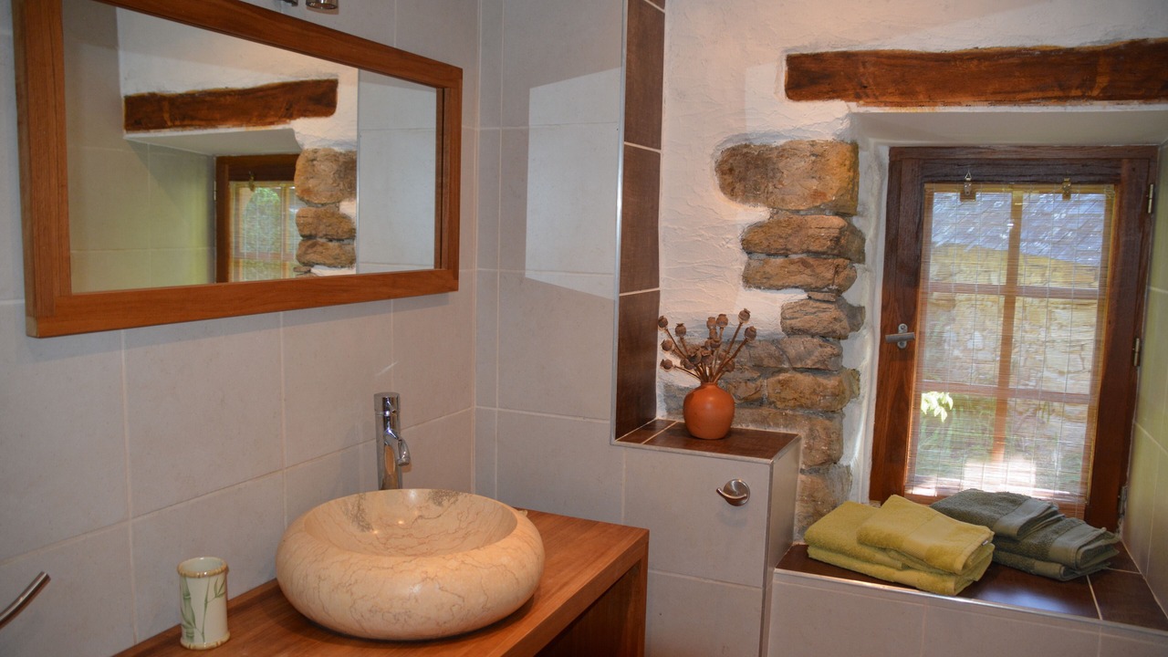 Photo of Bathroom in Oust