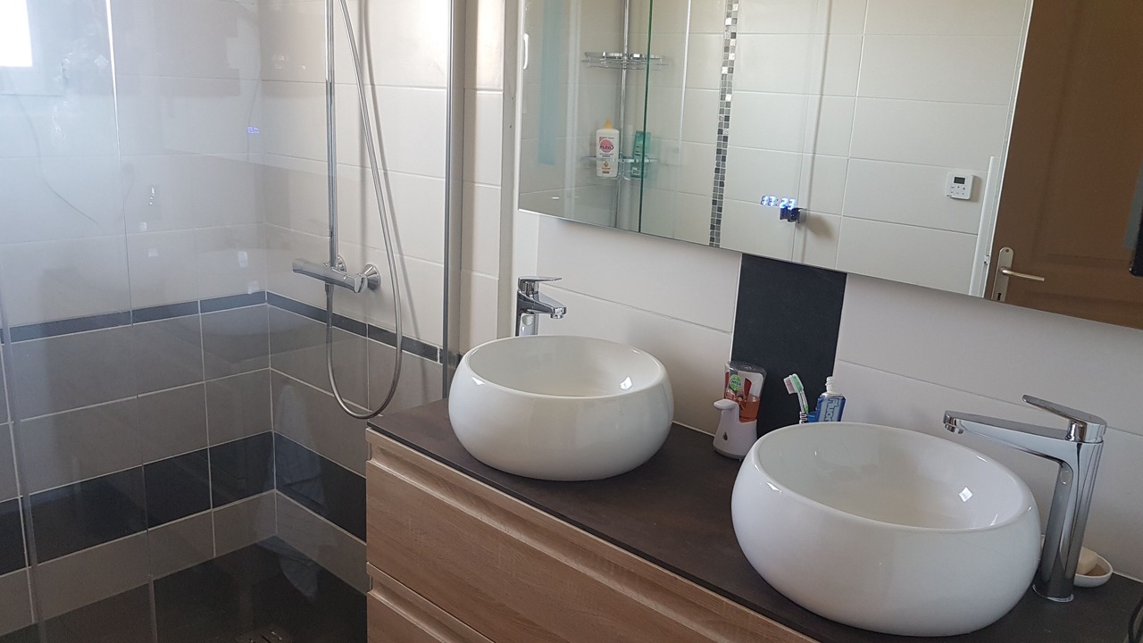 Photo of Bathroom in Limoux
