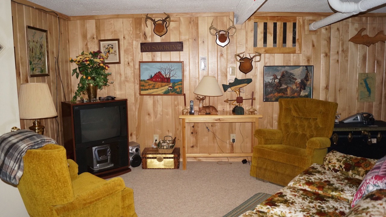 Photo of Livingroom in Eagle River
