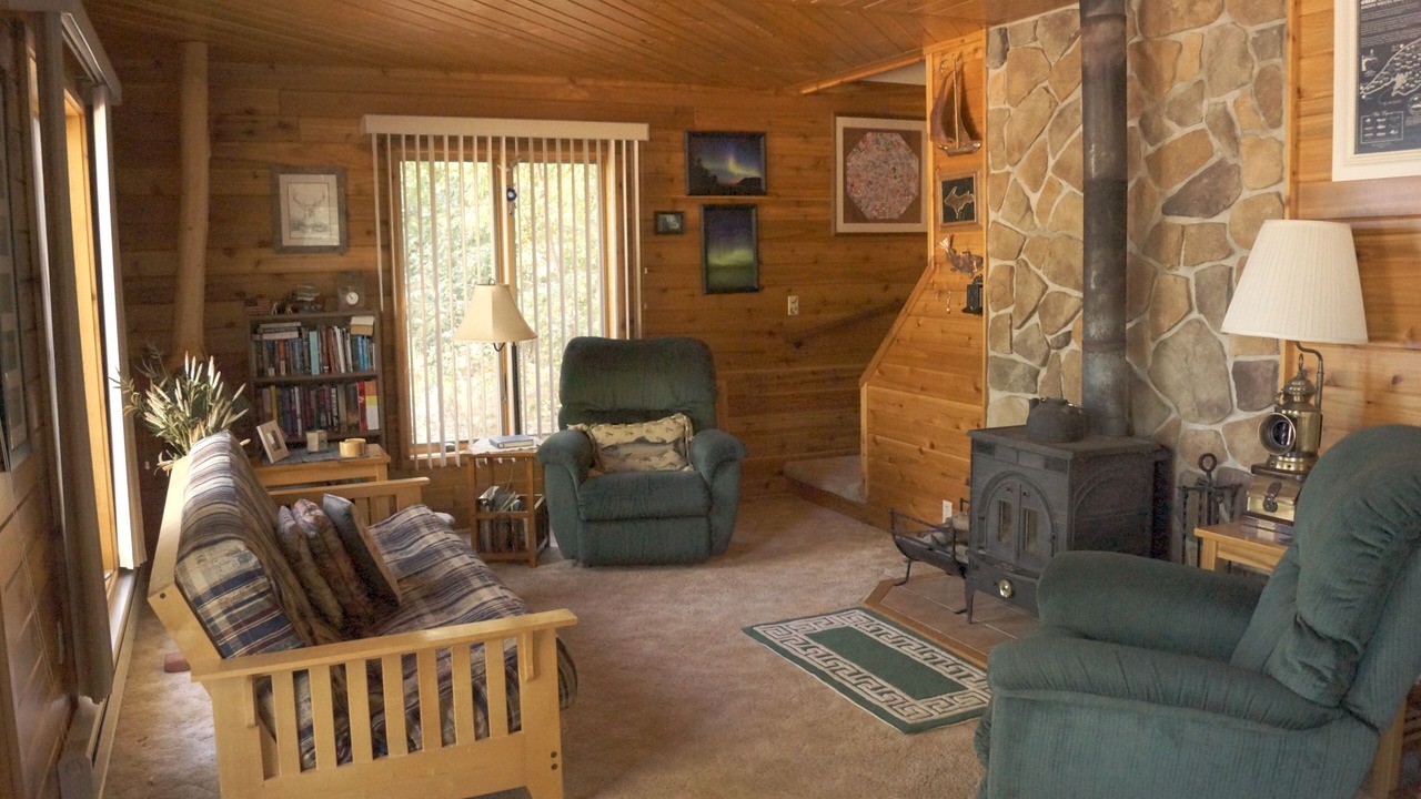 Photo of Livingroom in Eagle River