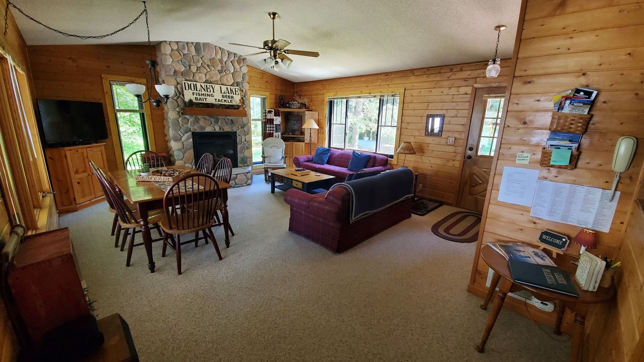 Photo of Livingroom in Emily