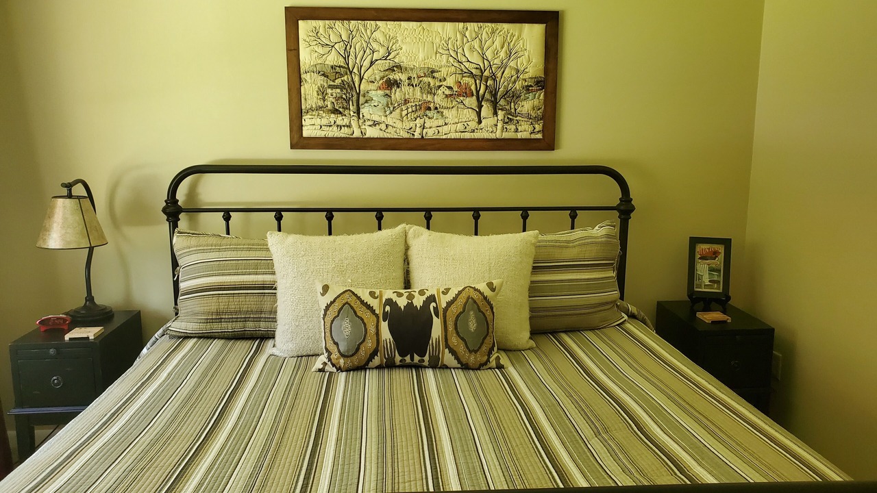 Photo of Bedroom in Emily