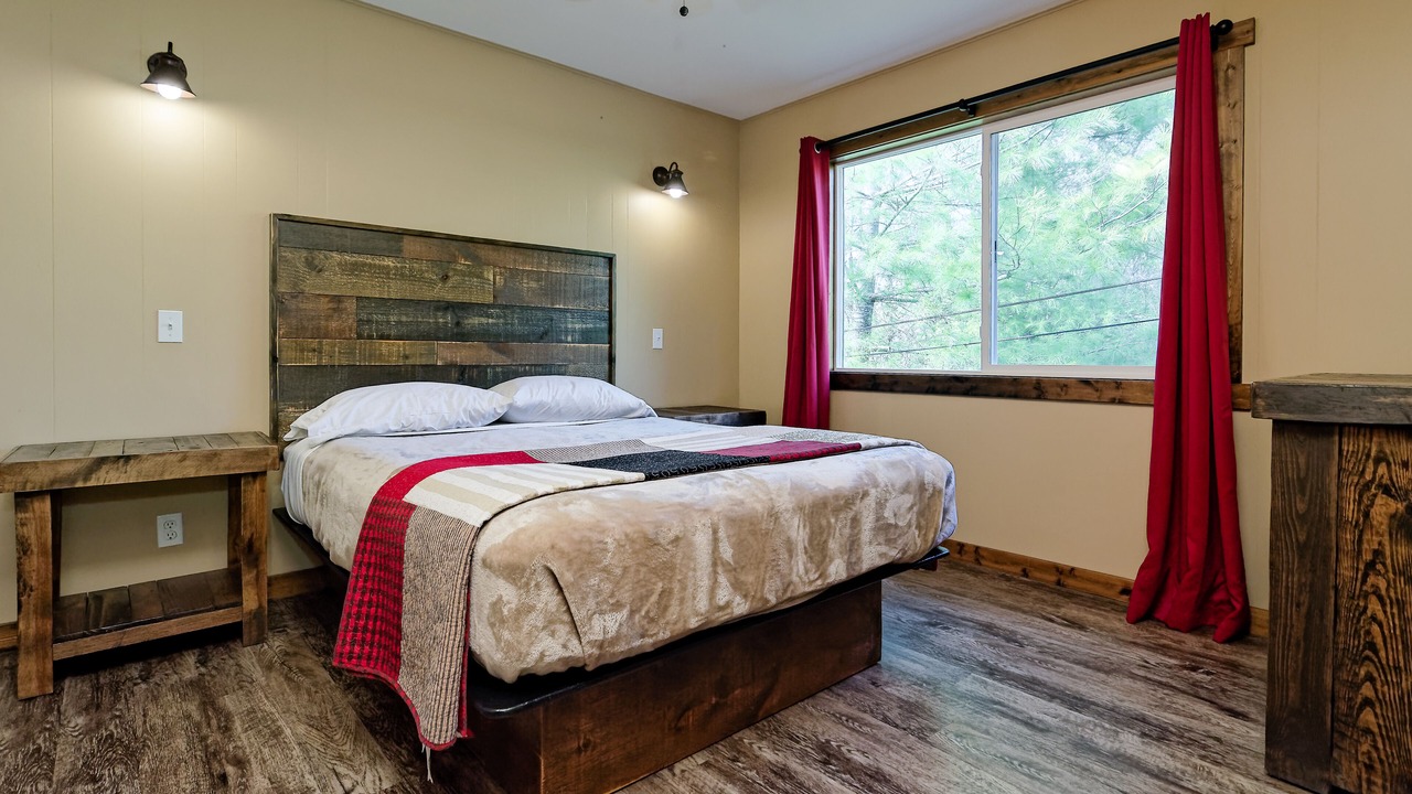 Photo of Bedroom in Branson