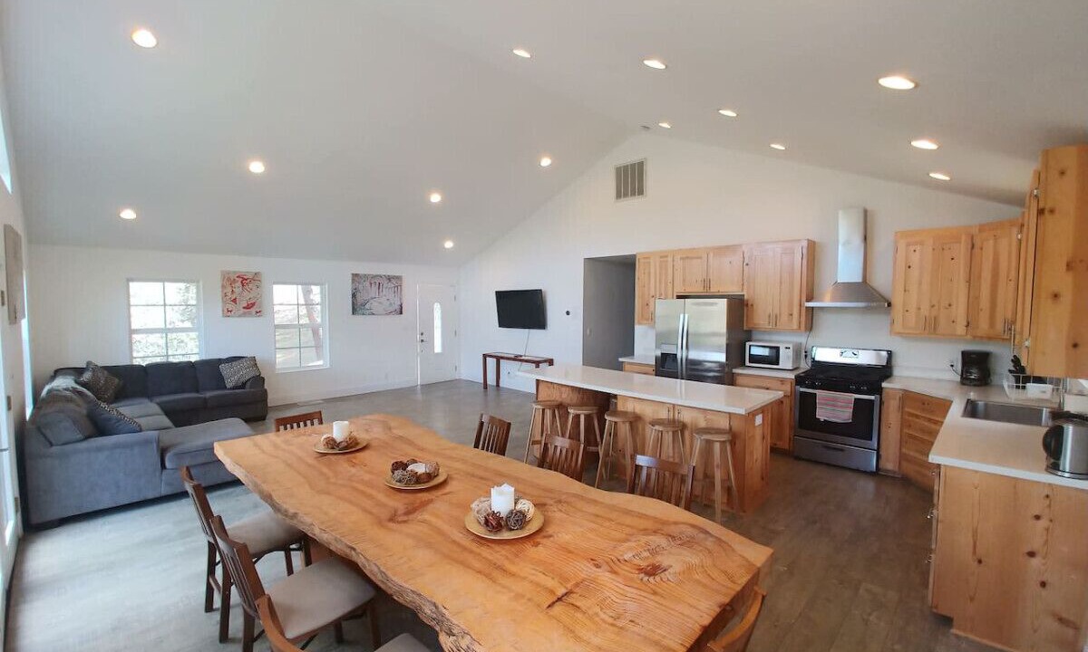 Photo of Others in Groveland