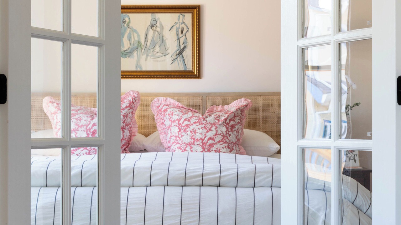 Photo of Bedroom in 12 South