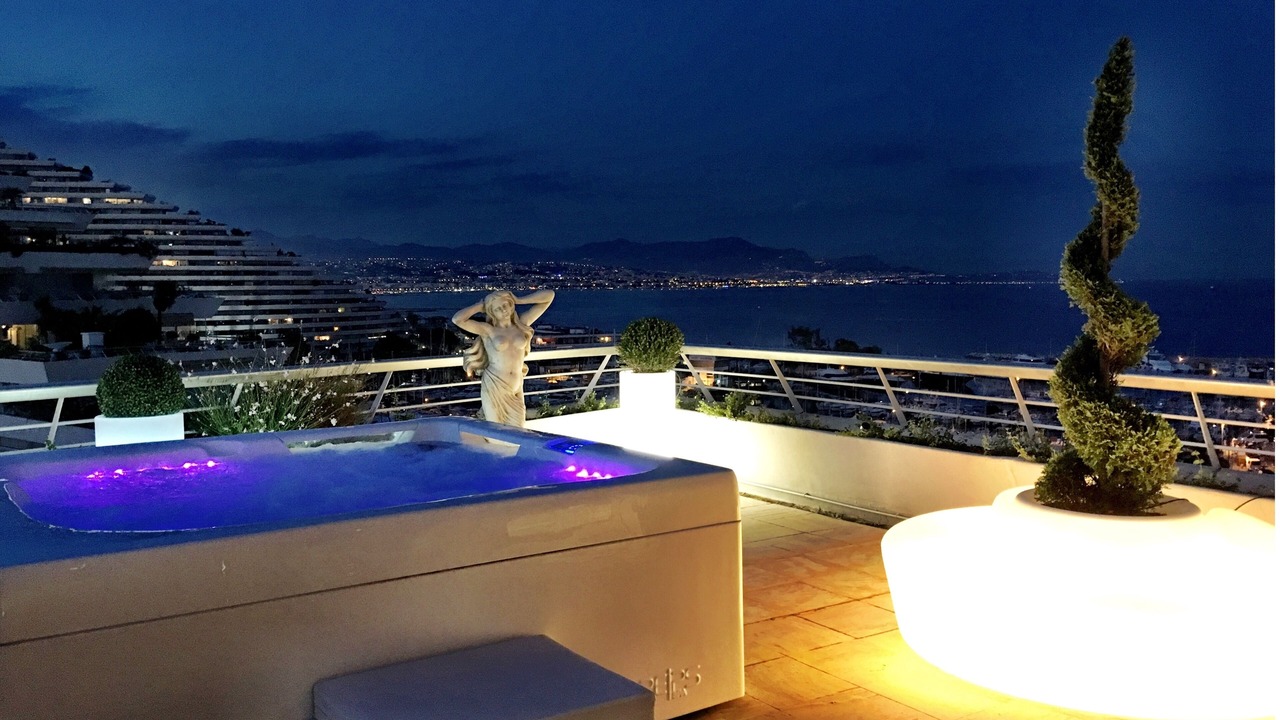 Photo of Outdoor in Villeneuve Loubet Beach