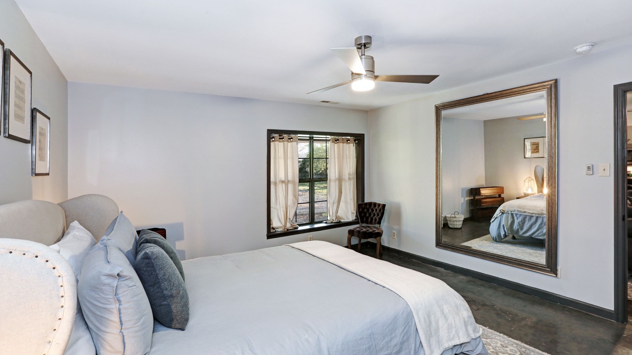 Photo of Bedroom in New Market