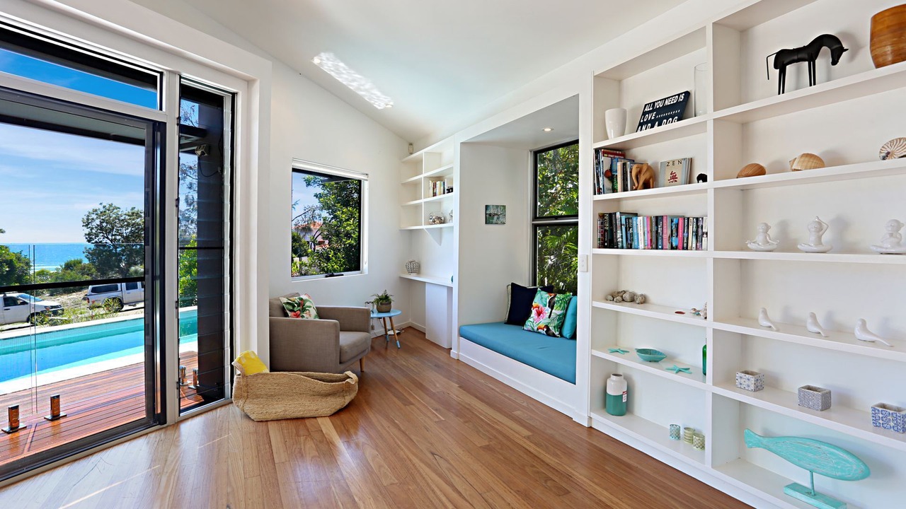 Photo of Livingroom in Castaways Beach