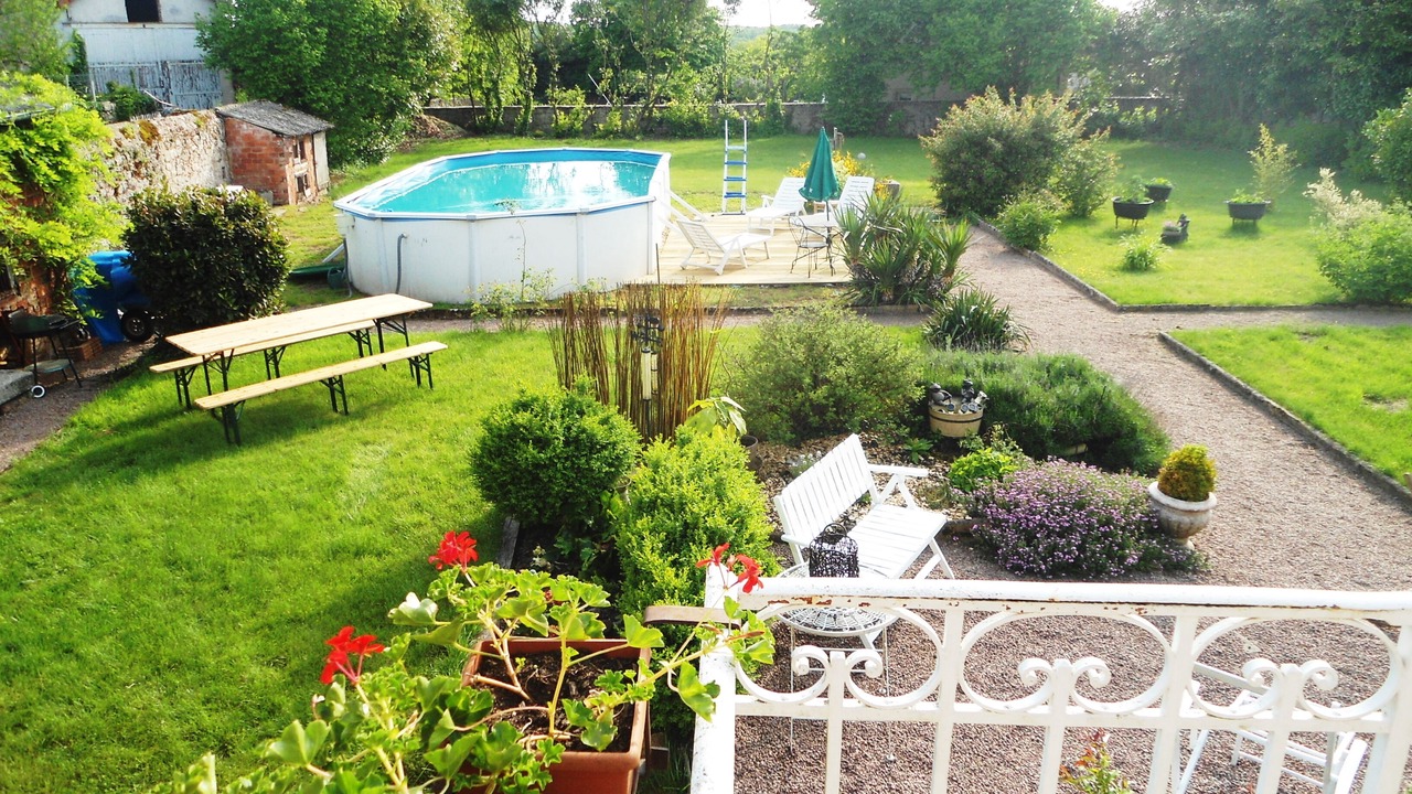 Photo of Outdoor in La Roche-en-Brenil