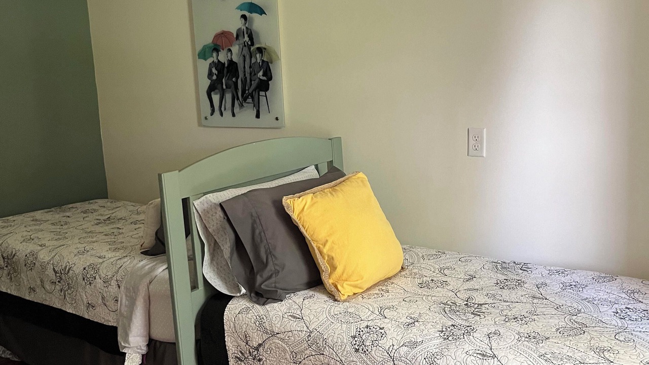 Photo of Bedroom in Wales Center