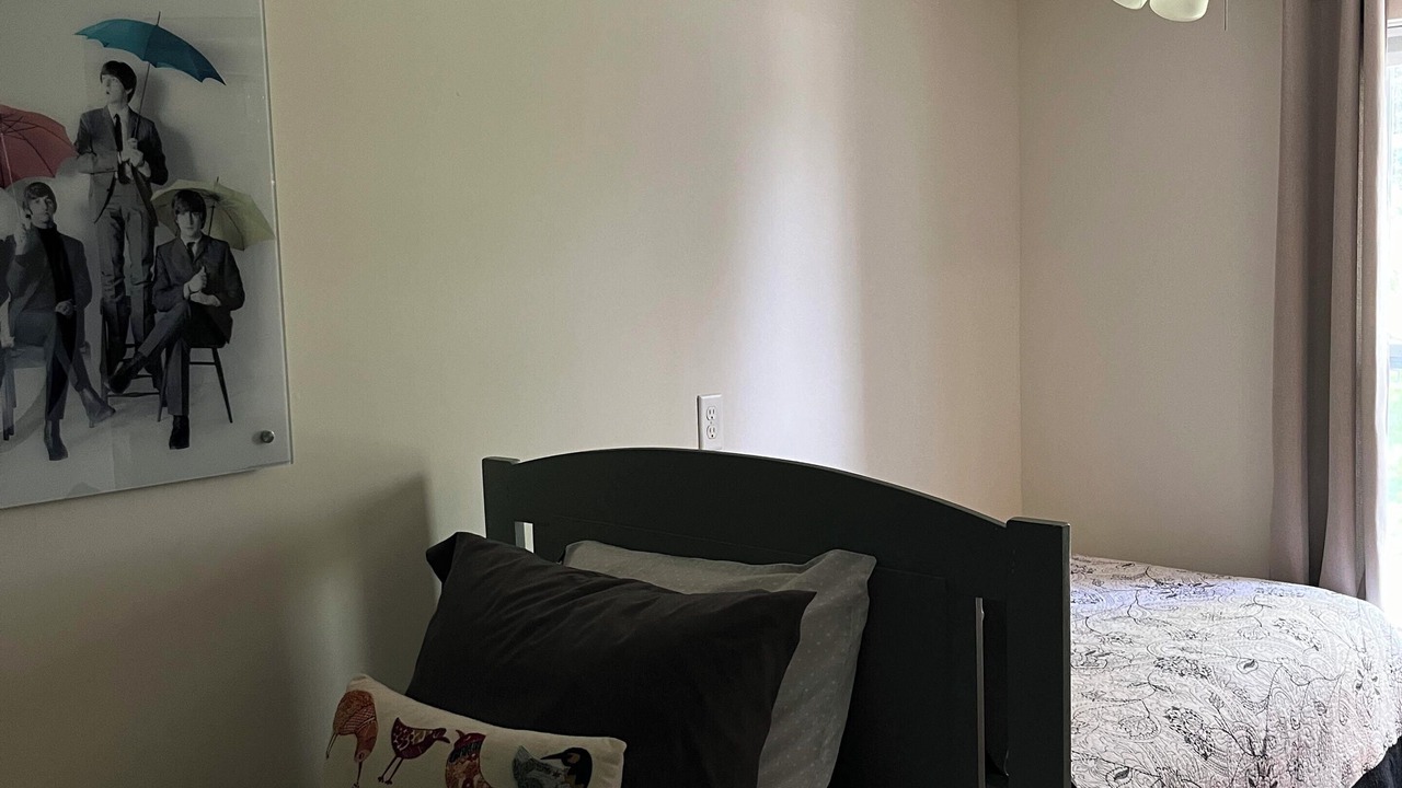 Photo of Bedroom in Wales Center