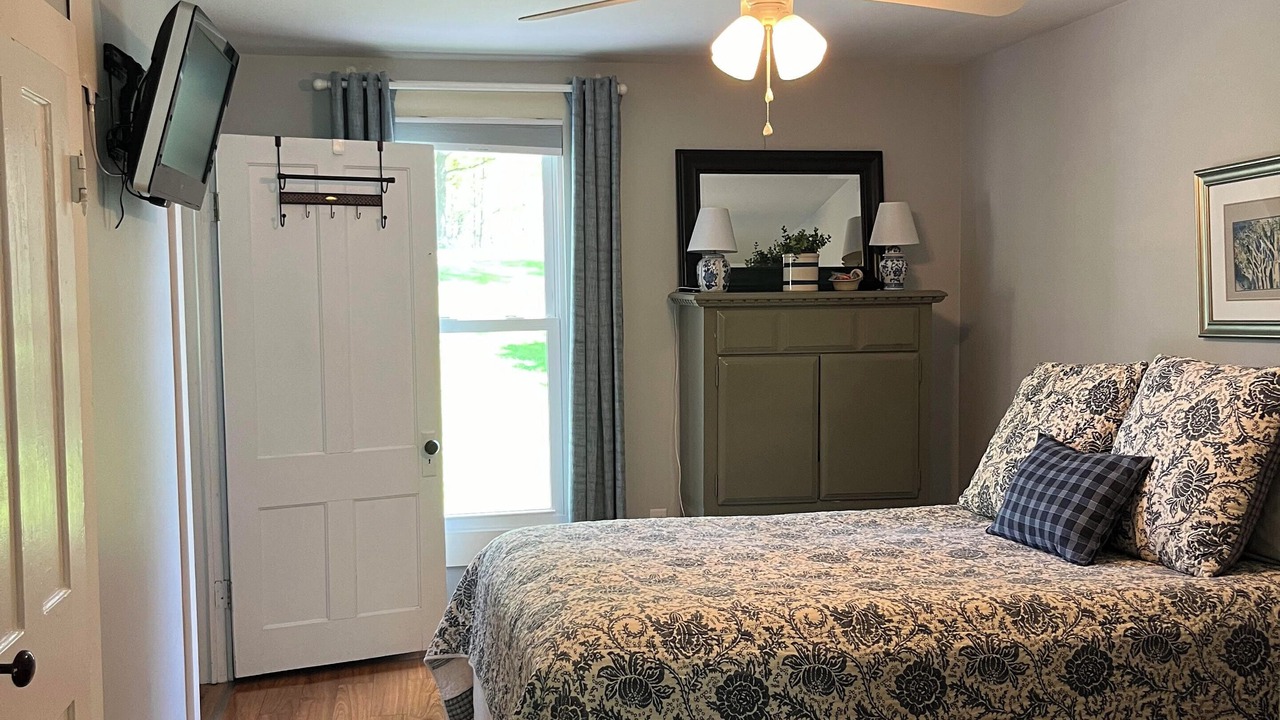 Photo of Bedroom in Wales Center