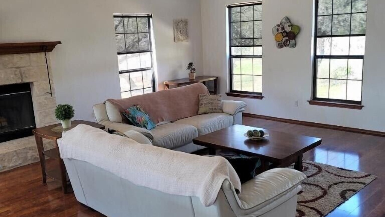 Photo of Livingroom in Oatmeal