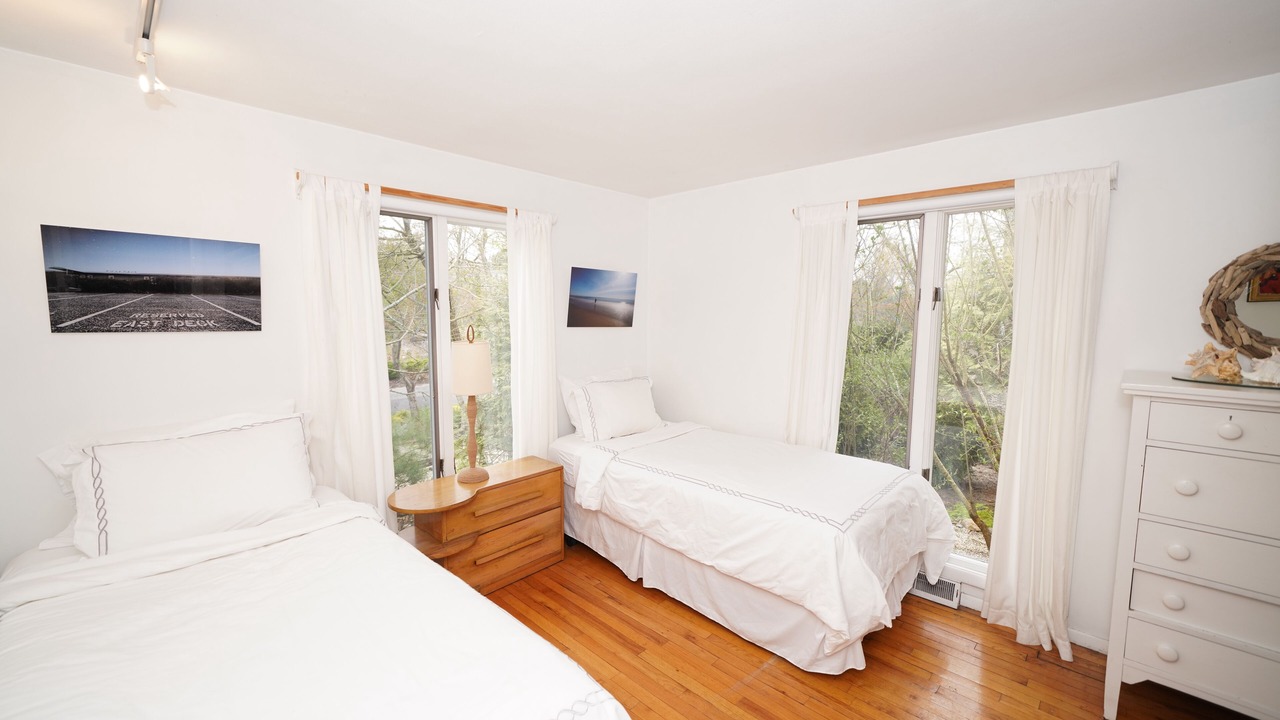 Photo of Others in Beach Hampton