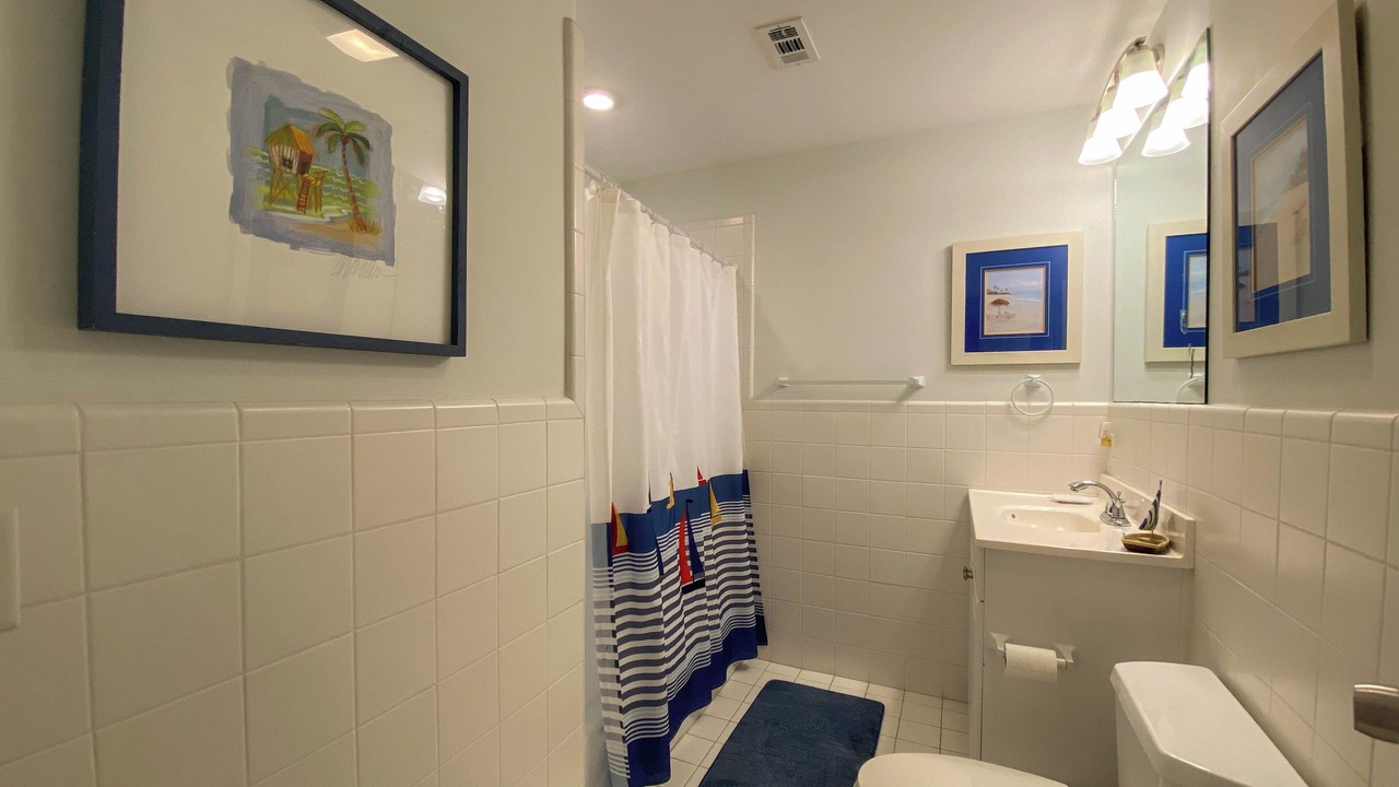 Photo of Bathroom in Jekyll Island