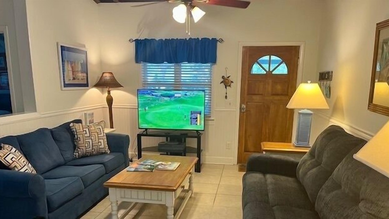 Photo of Livingroom in Jekyll Island