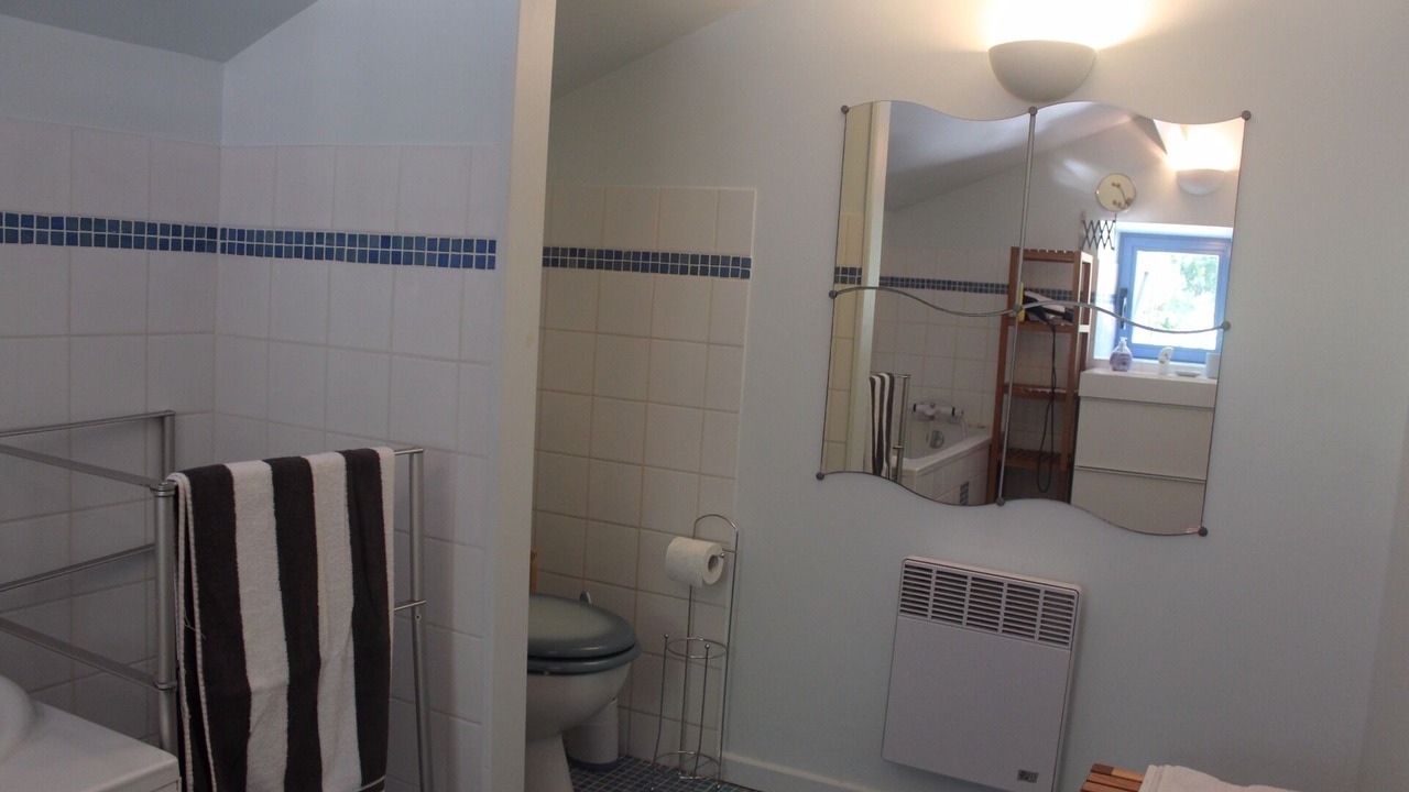 Photo of Bathroom in Blanquefort-sur-Briolance