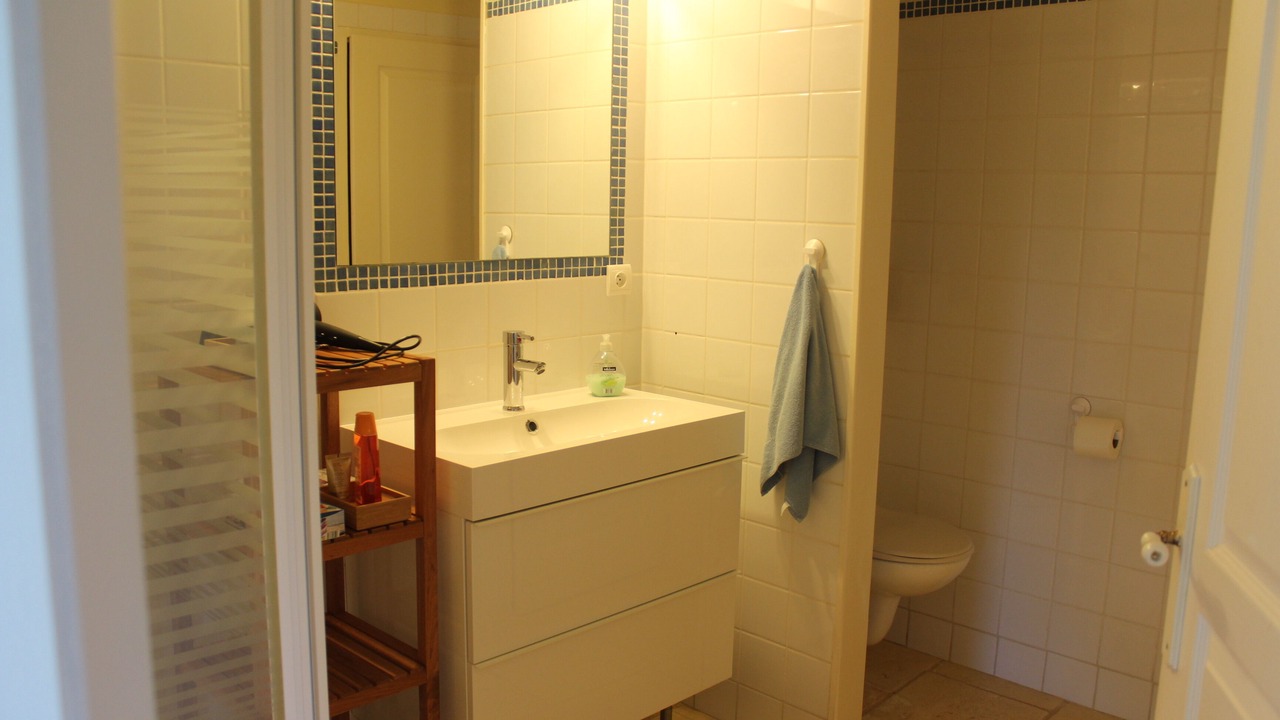 Photo of Bathroom in Blanquefort-sur-Briolance