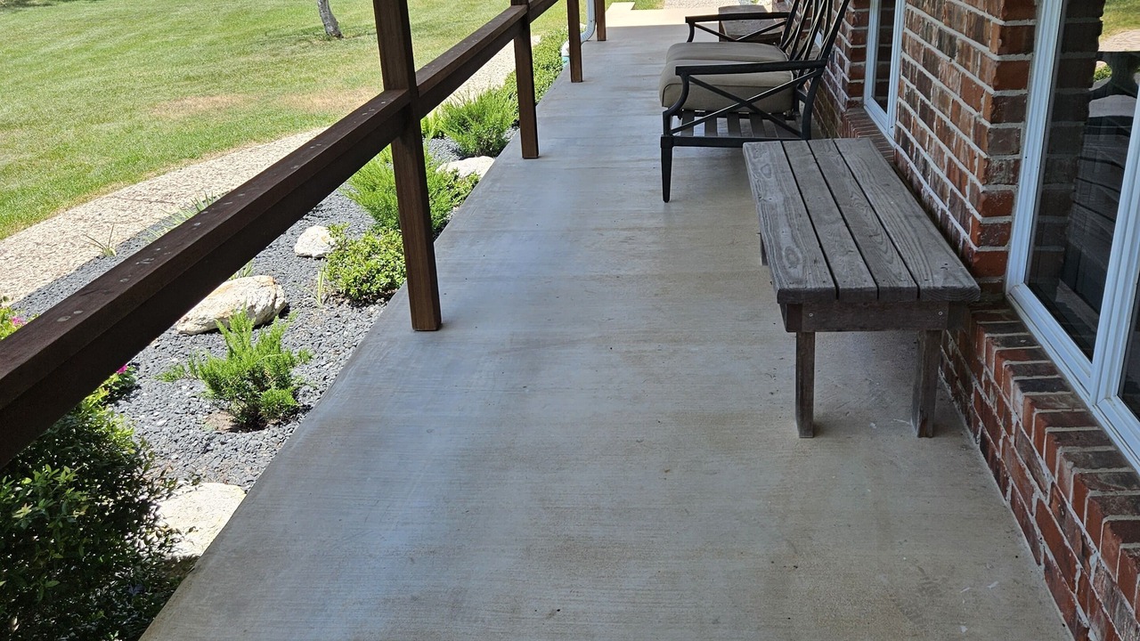 Photo of Patio Balcony in Country Properties