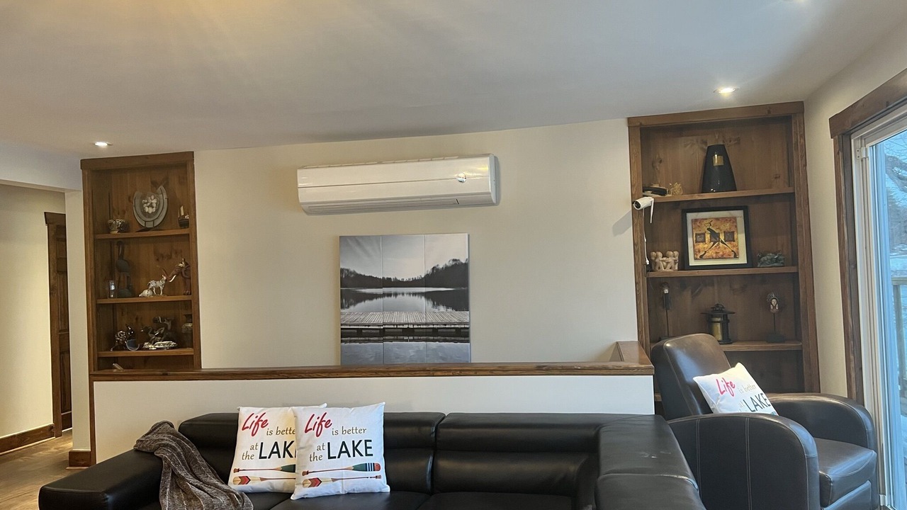 Photo of Livingroom in Big Chute